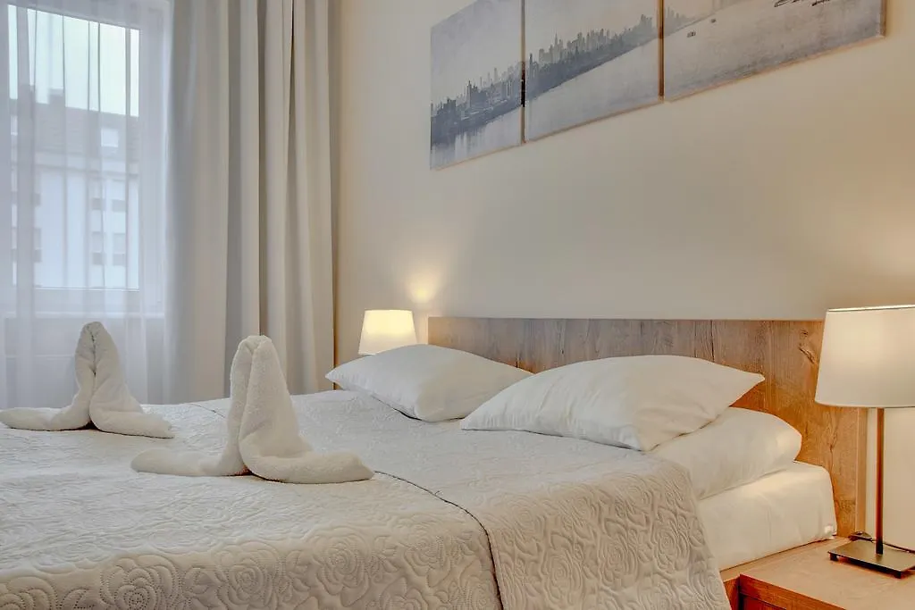 Apartamenty Apartinfo Sadowa Gdańsk 0*,